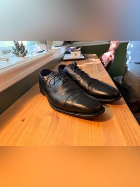 Allen Edmonds Evanston Black Cap-Toe Brogue Derby Shoes